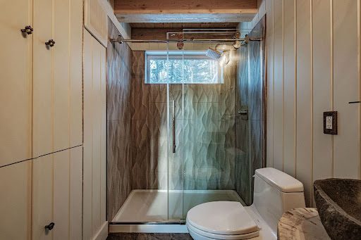 Treehouse bathroom